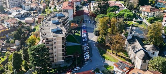 Apartamento de 3 dormitorios en Verbania, Italy No. 270514 28