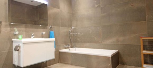 3 bedrooms Apartment in Zebbug, Malta No. 11070 17