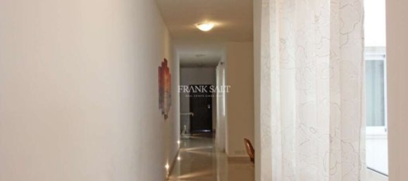 3 bedrooms Apartment in Zebbug, Malta No. 11070 10