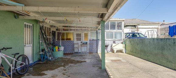 Дом с 3 спальнями в Матозиньюш, Португалия № 28137 4