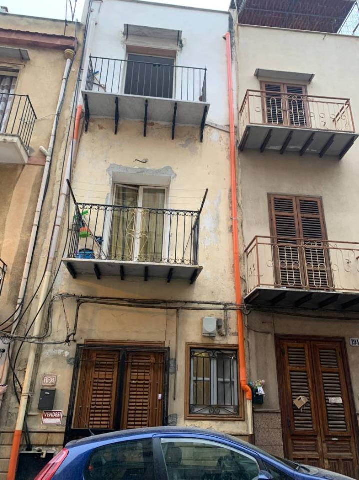 3-salle Appartement à Carini, Italy No. 40832