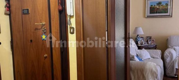 Apartamento de 2 dormitorios en Rome, Italy No. 335873 3