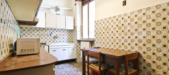 Apartamento de 3 divisões em Cogliate, Italy N.º 290481 14