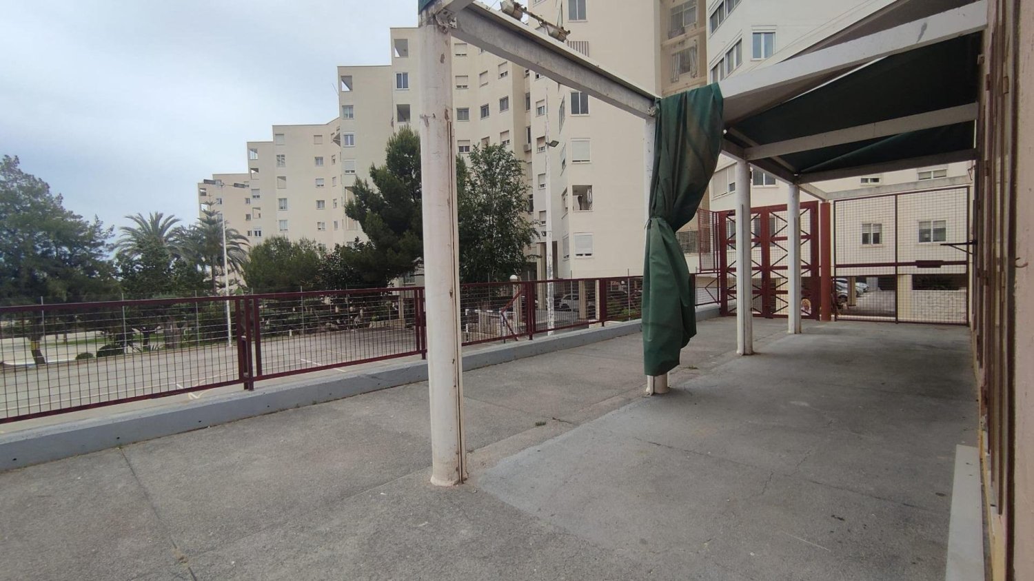75 m² propiedad comercial en venta en Alicante, Comunidad Valenciana, Spain № 369851