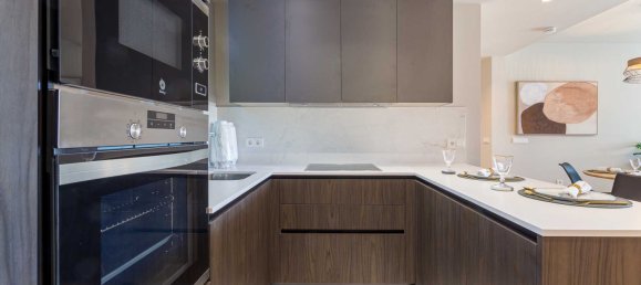 3 bedrooms Apartment in Azahar de Estepona, Estepona, Spain No. 15369 2