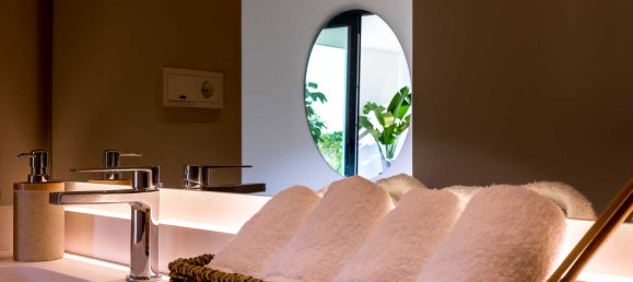 3 bedrooms Apartment in Azahar de Estepona, Estepona, Spain No. 15369 4