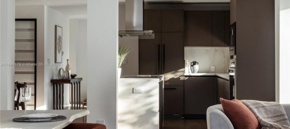 4 Schlafzimmer Villa in Miami, USA, Nr. 614165 5