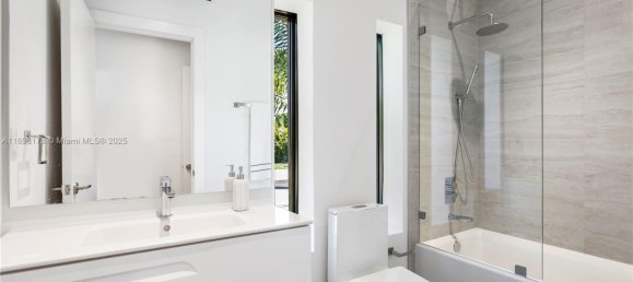 4 Schlafzimmer Villa in Miami, USA, Nr. 614165 15