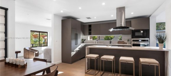 4 Schlafzimmer Villa in Miami, USA, Nr. 614165 7