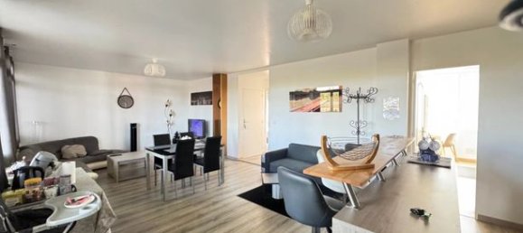 Квартира с 3 спальнями в Руан, Франция № 359911 3