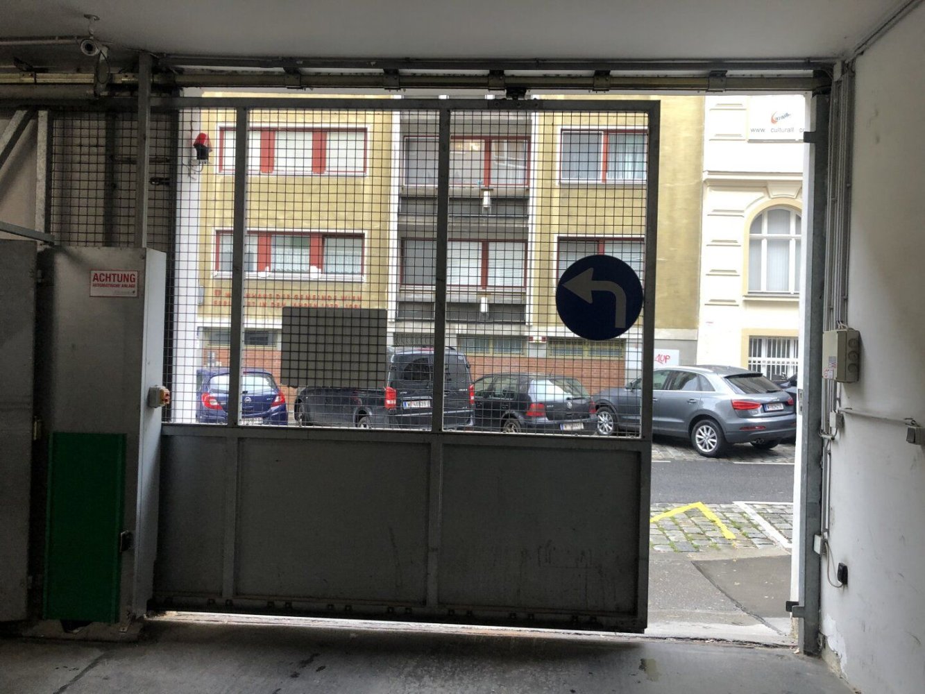  Commercial property in Wieden, Austria No. 213873