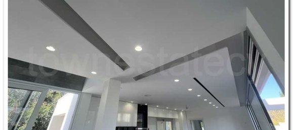 4 bedrooms Commercial property in Palodeia, Cyprus No. 86267 13