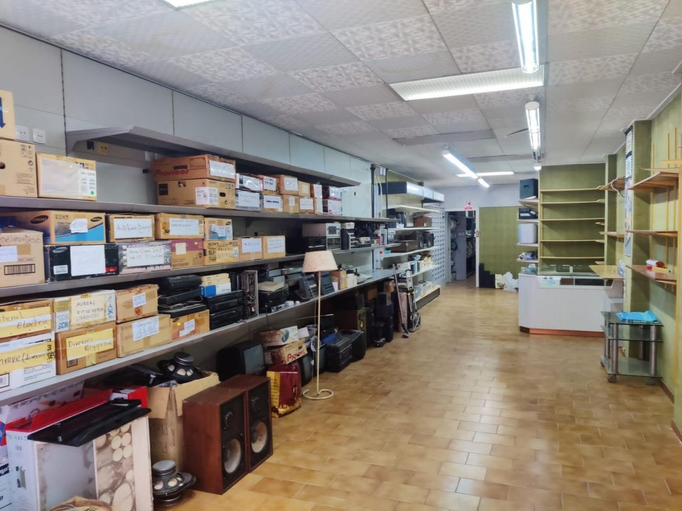 152m² Commercial property in Calella, Spain No. 112076