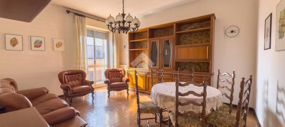 3 rooms Apartment in Lissone, Italy No. 9143 2