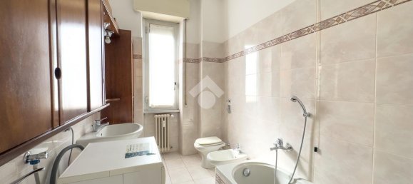 3 rooms Apartment in Lissone, Italy No. 9143 32