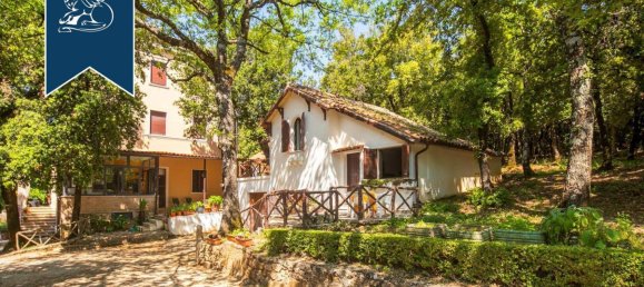 21-Zimmer Villa in Spoleto, Italy, Nr. 124173 8