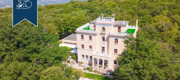 21-Zimmer Villa in Spoleto, Italy, Nr. 124173 13