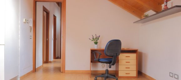 3 rooms Apartment in Desio, Italy No. 259994 3