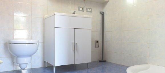 3 rooms Apartment in Desio, Italy No. 259994 15