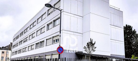 Studio in Orleans, France No. 224830 4