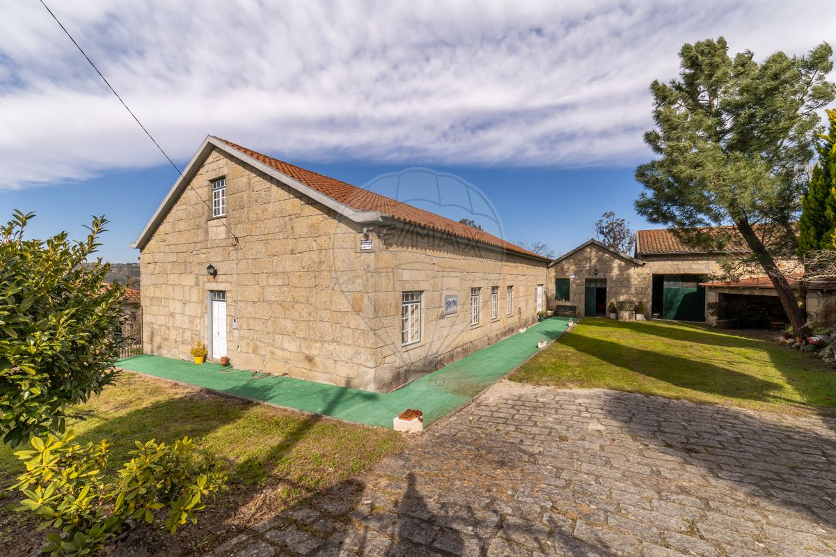 4 bedrooms Castles in Aldeia das Dez, Portugal No. 172038