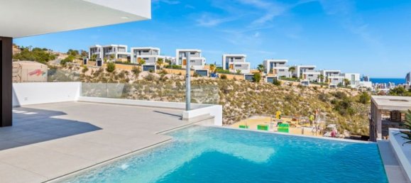 3 Schlafzimmer Villa in Alicante, Spain, Nr. 184766 17