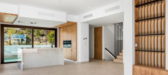 3 Schlafzimmer Villa in Alicante, Spain, Nr. 184766 10