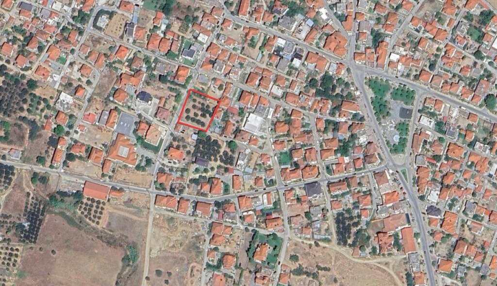 Отель, гостиница 1305м² в Полийирос, Греция № 2182