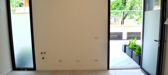 1 bedroom Apartment in Milan, Italy No. 243789 9