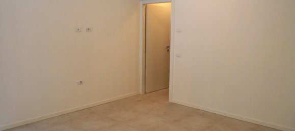 1 bedroom Apartment in Milan, Italy No. 243789 5