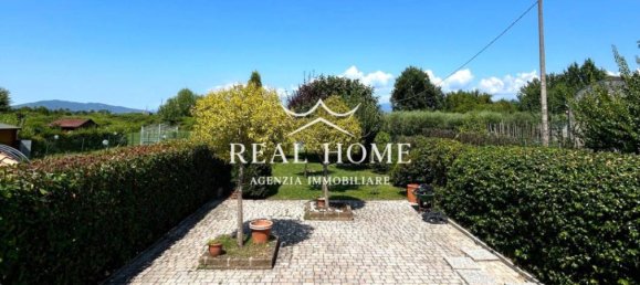 3 bedrooms House in Agliana, Italy No. 159467 6