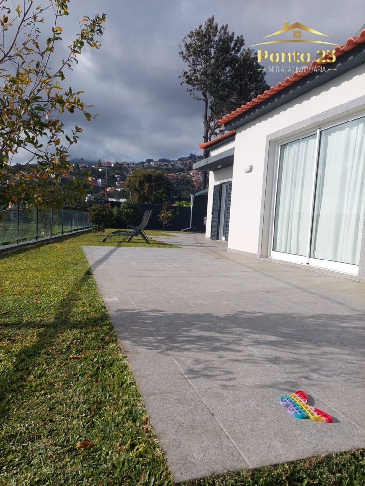 Villa T4 em Funchal, Portugal N.º 145040