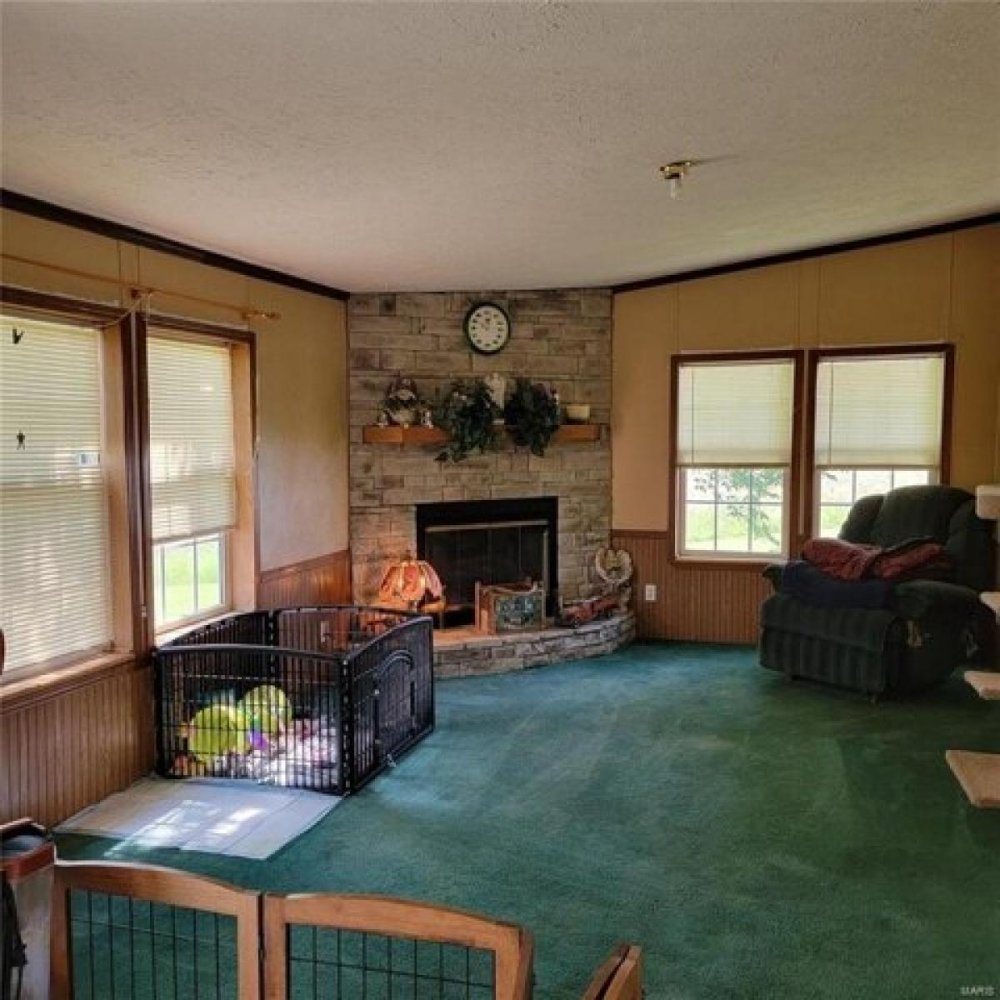  Land in Vandalia, USA No. 484620