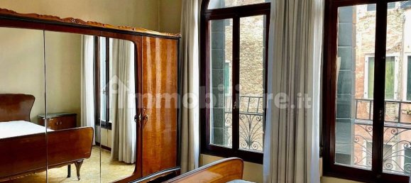 2 bedrooms Apartment in Venice, Italy No. 341382 13