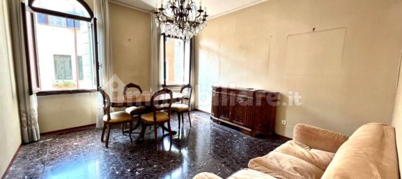 2 bedrooms Apartment in Venice, Italy No. 341382 2