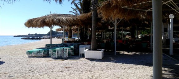 Propiedad comercial de 3 dormitorios en Marathon, Greece No. 6252 2