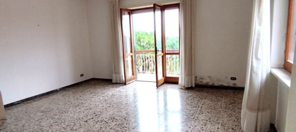 6 rooms Penthouse in Formia, Italy No. 129687 2