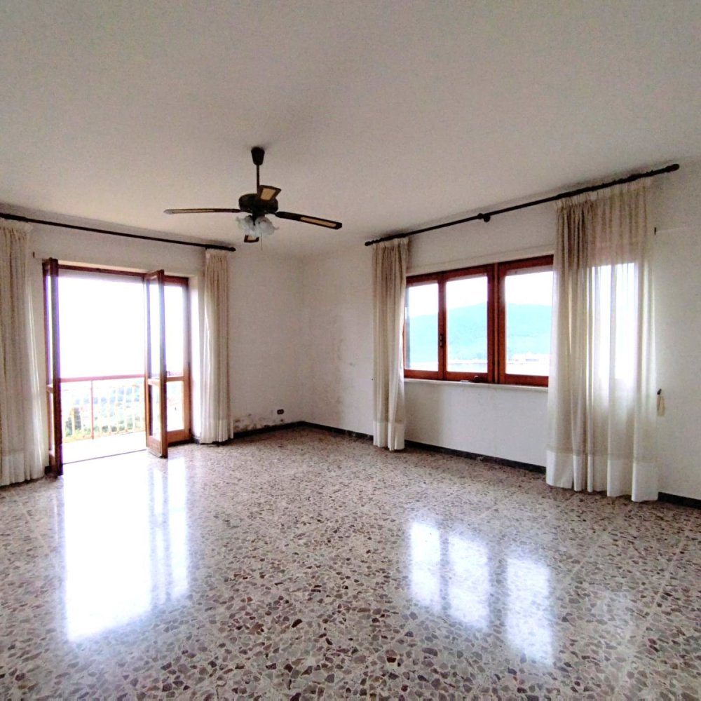 6غرفة بانتهاوس في Formia, Italy رقم 129687