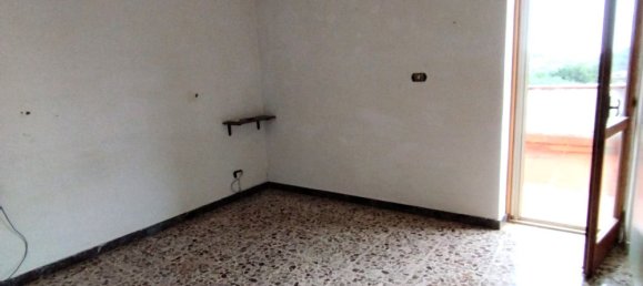 6 rooms Penthouse in Formia, Italy No. 129687 9