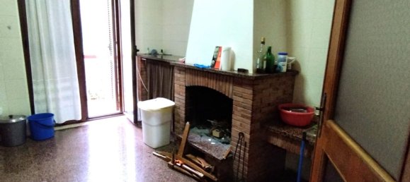 6 rooms Penthouse in Formia, Italy No. 129687 4