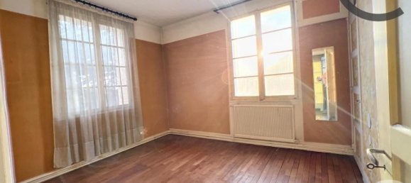 2 bedrooms Apartment in Reims, France No. 70353 36