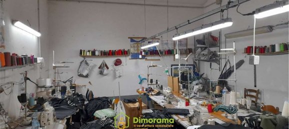 Imóvel comercial em Prato, Italy 131 m² N.º 321383 9