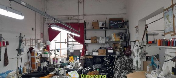 Imóvel comercial em Prato, Italy 131 m² N.º 321383 17