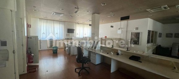 5 rooms Commercial property in Narni, Italy No. 353450 2