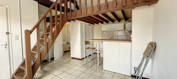 Edificio de 1 habitación en Leudeville, France No. 186966 7