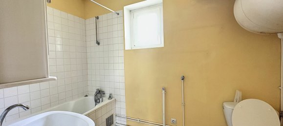 Edificio de 1 habitación en Leudeville, France No. 186966 9