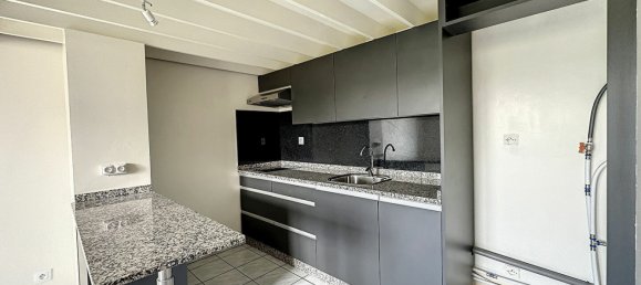 Edificio de 1 habitación en Leudeville, France No. 186966 12