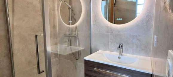 5 bedrooms House in Angouleme, France No. 277504 17