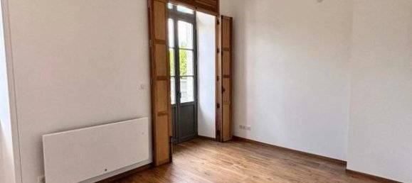 5 bedrooms House in Angouleme, France No. 277504 8