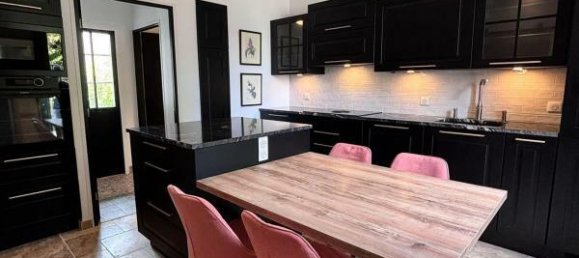 5 bedrooms House in Angouleme, France No. 277504 3